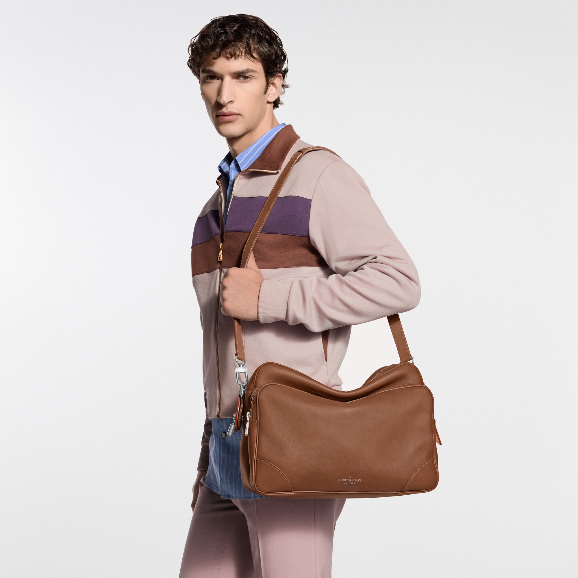 LOUIS VUITTON ヴィトン　M28116 ニードルバッグ ニードルバッグ モノグラム・アーカイヴ｜ルイ・ヴィトン 公式サイト